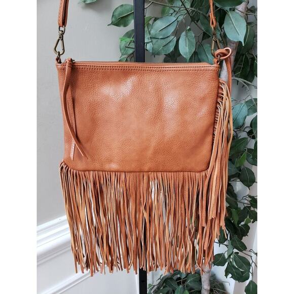 Carlos Santana Crossbody Womens Brown Polyurethane Lined Fringe Shoulder Strap - Picture 2 of 9